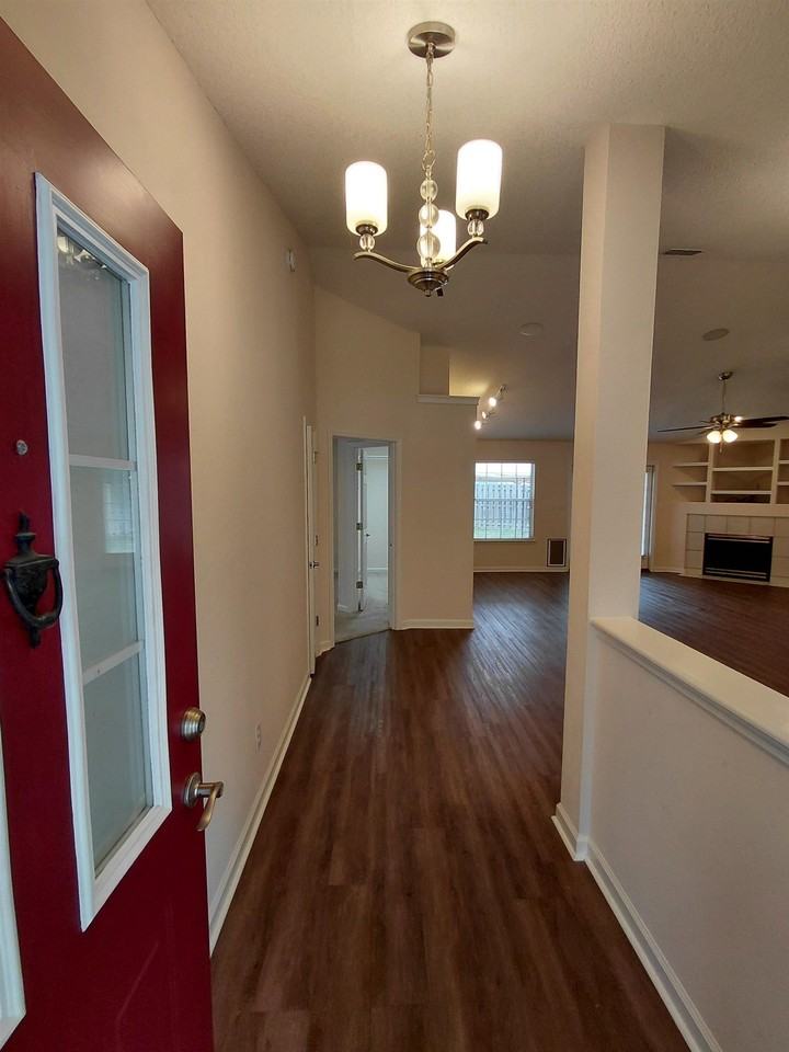 1308 Fern Hill Ct - Photo 3 of 24