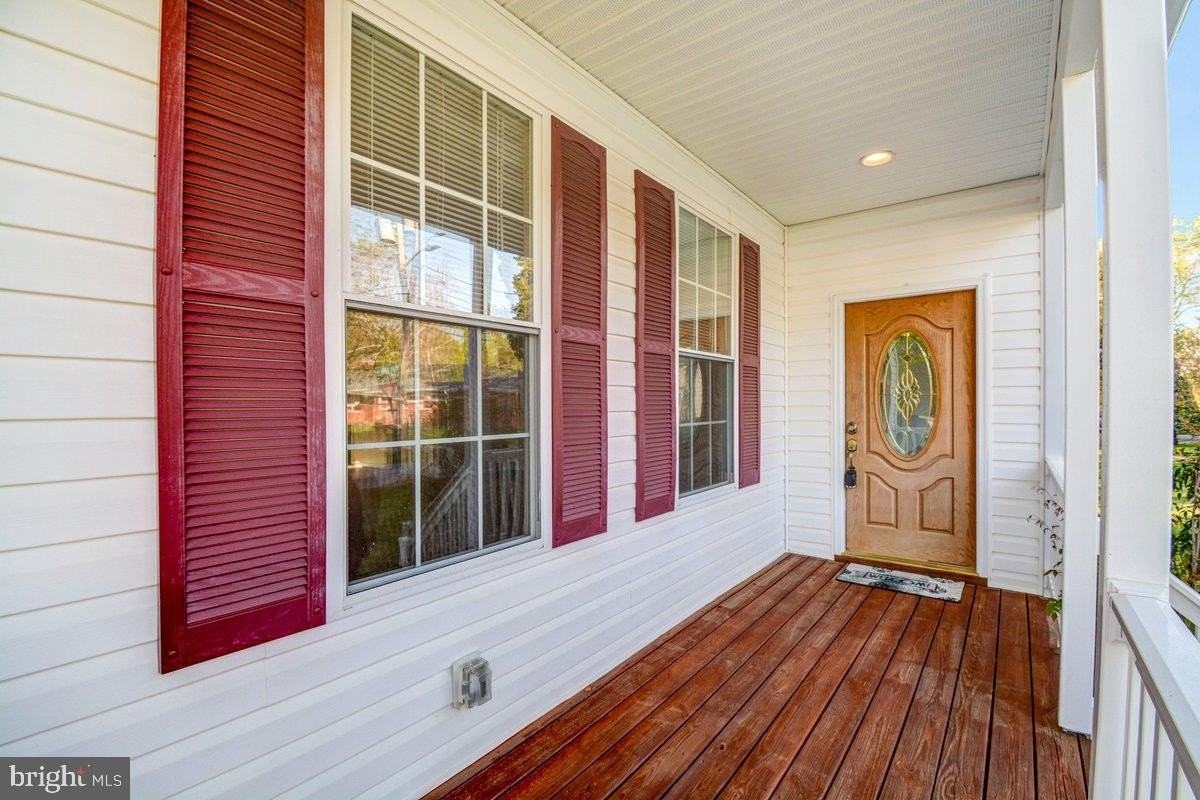 4942 W End Ave - Photo 3 of 32