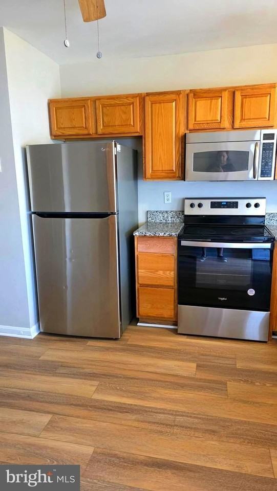 539 N Luzerne Ave - Photo 7 of 32