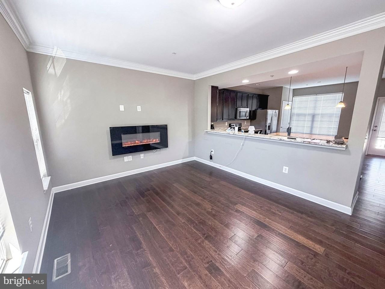 12 Charles Overlook Ln - Photo 3 of 24