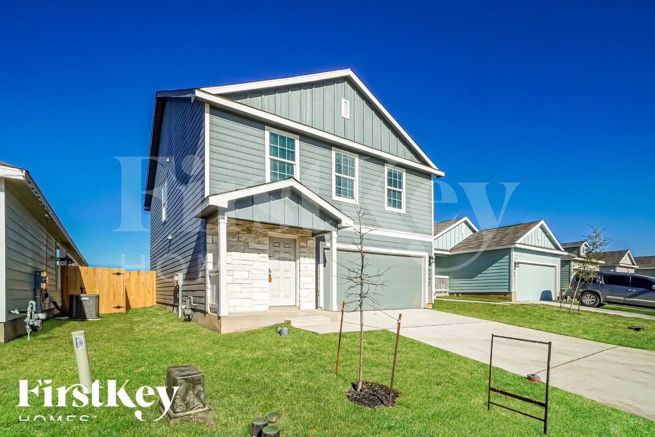 10707 Prusiner Dr - Photo 2 of 18