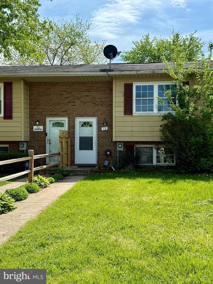 75 Grand Dr - Photo 2 of 10