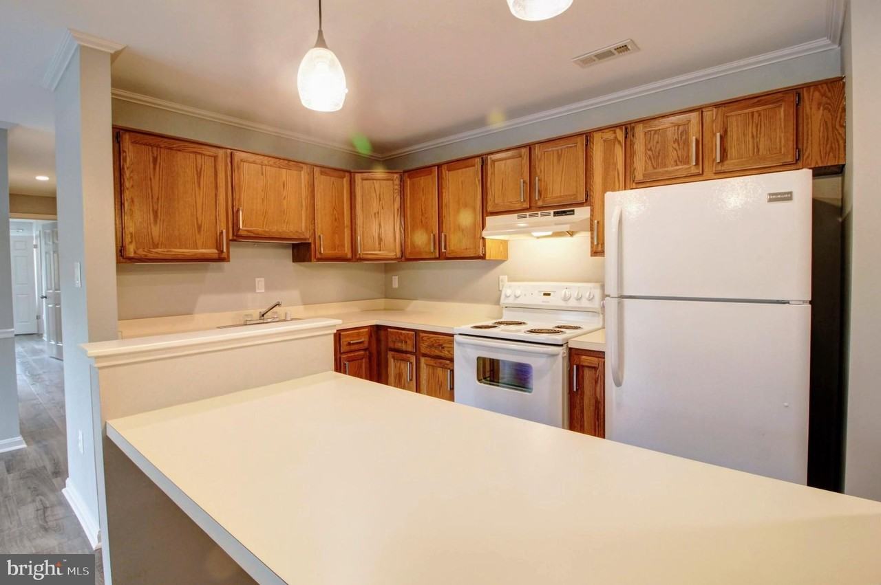 2121 Wainwright Ct #1C - Photo 7 of 16