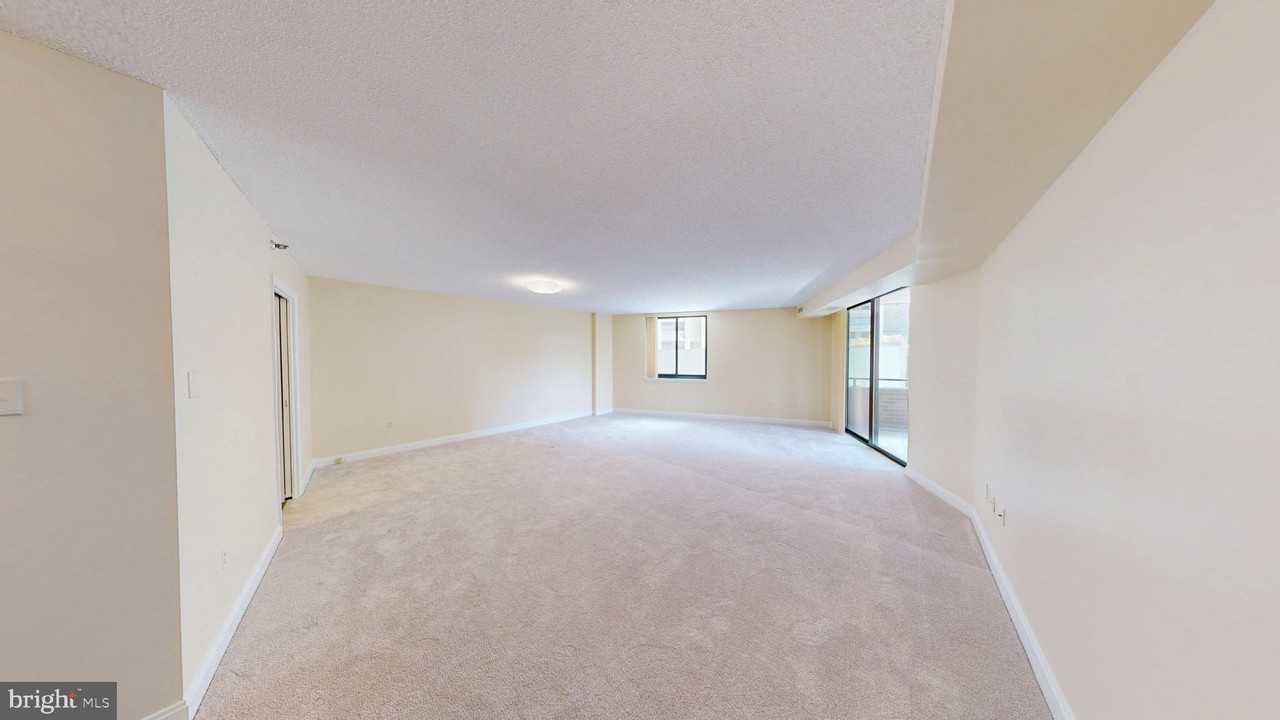 4550 N Park Ave #203 - Photo 4 of 16