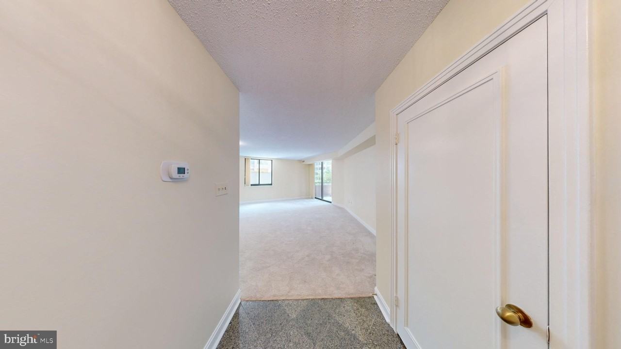 4550 N Park Ave #203 - Photo 5 of 16