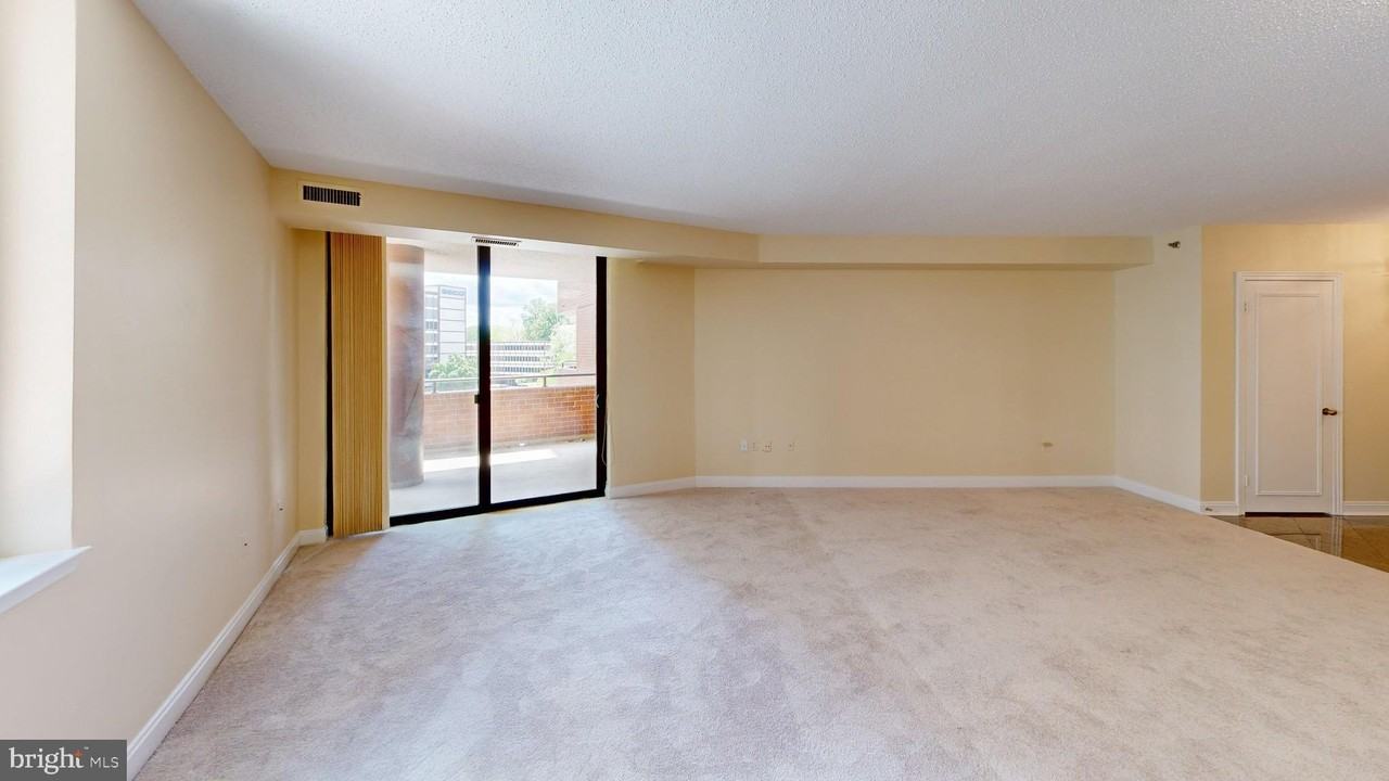 4550 N Park Ave #203 - Photo 7 of 16