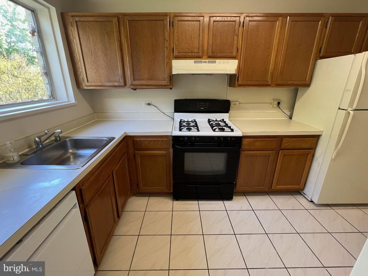 10624 Kenilworth Ave #104 - Photo 2 of 14