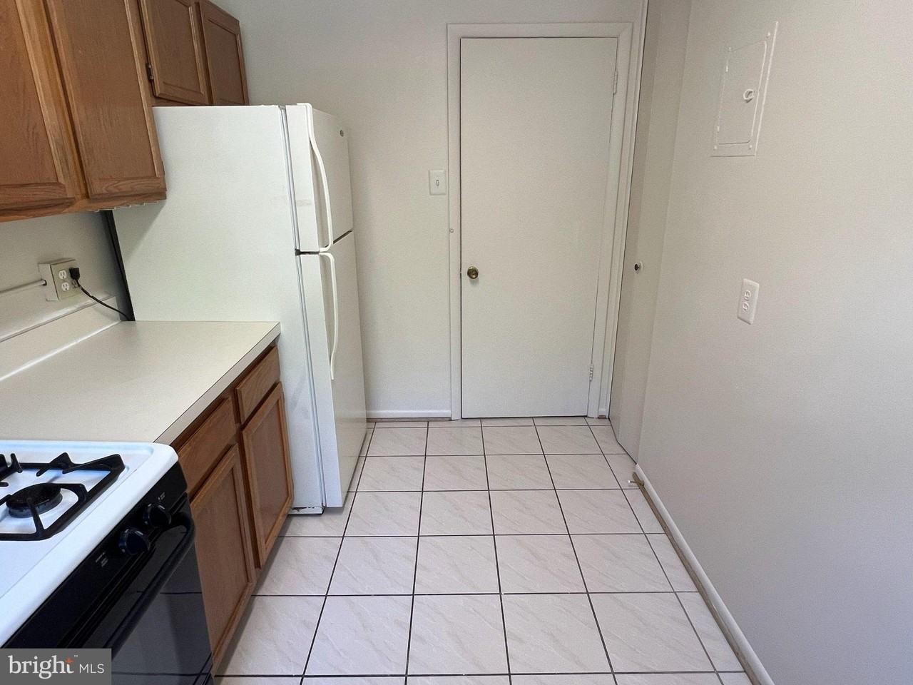 10624 Kenilworth Ave #104 - Photo 4 of 14