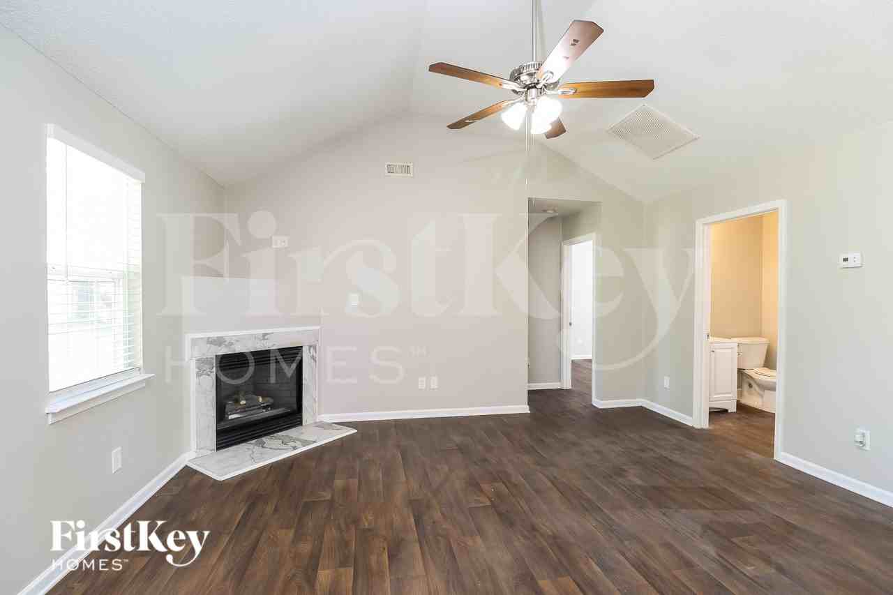 3007 Amanda Nichole Ct - Photo 3 of 19
