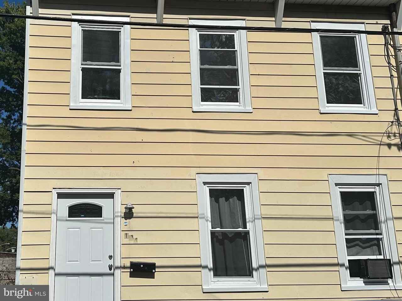 104 New Rose St #2ndFL - Photo 2 of 14