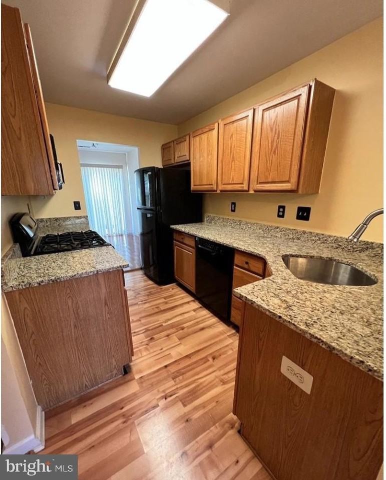 3303 Sterling Rd - Photo 5 of 16