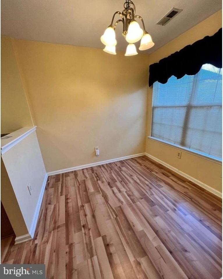 3303 Sterling Rd - Photo 6 of 16