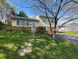 featured image of 113 E Woodland Dr