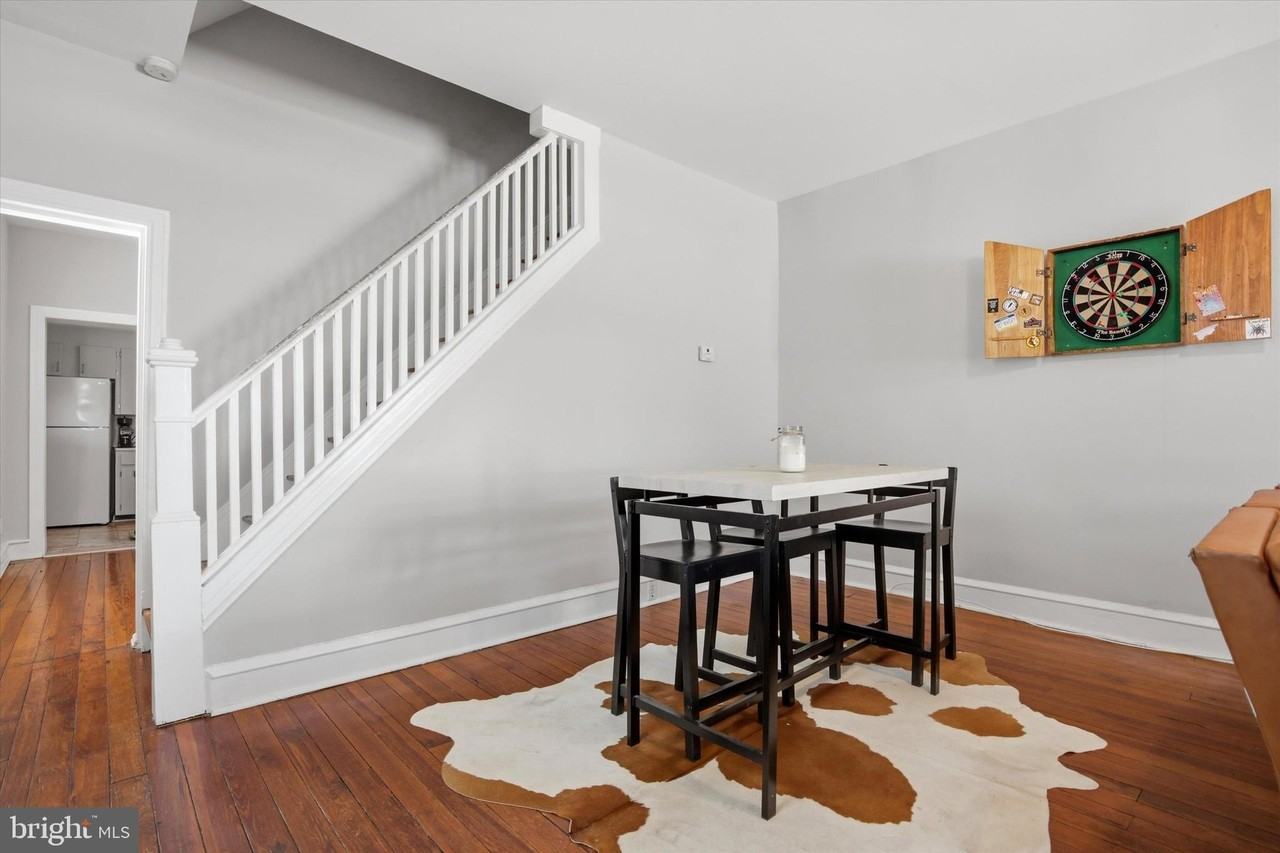 343 Spring Mill Ave - Photo 4 of 24