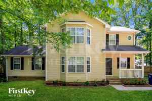 featured image of 944 Highland Glen Rd