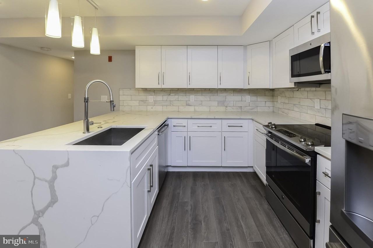 726 N 19th St #06 - Photo 4 of 20