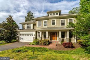 featured image of 2406 N Potomac St