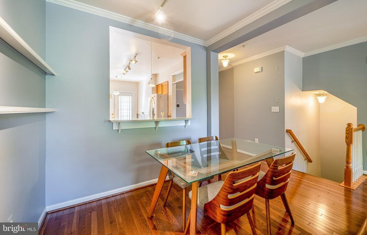 702 Norfolk Ln #A - Photo 7 of 28