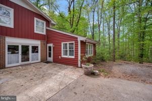 featured image of 130 Springwood Dr