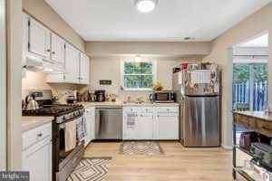 featured image of 14831 Basingstoke Loop