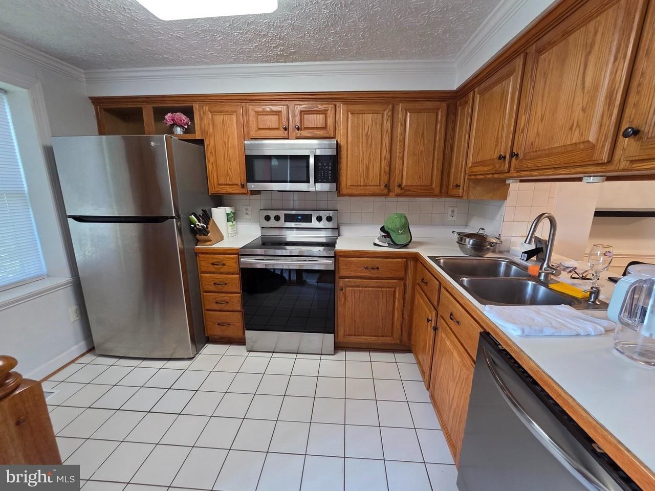 8332 Rocky Forge Ct - Photo 3 of 16