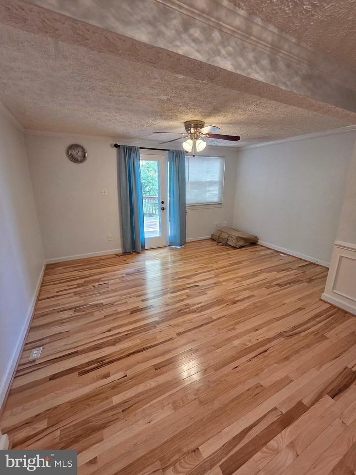 8332 Rocky Forge Ct - Photo 4 of 16