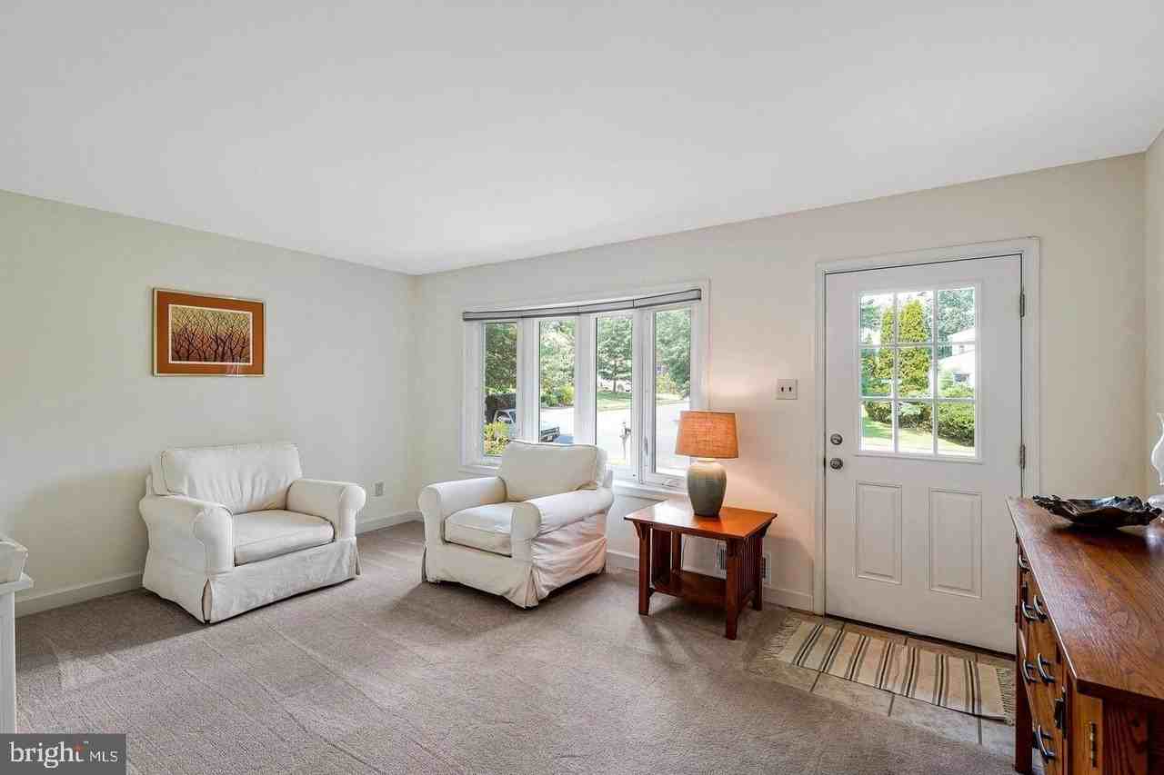 4503 Fillingame Dr - Photo 2 of 9