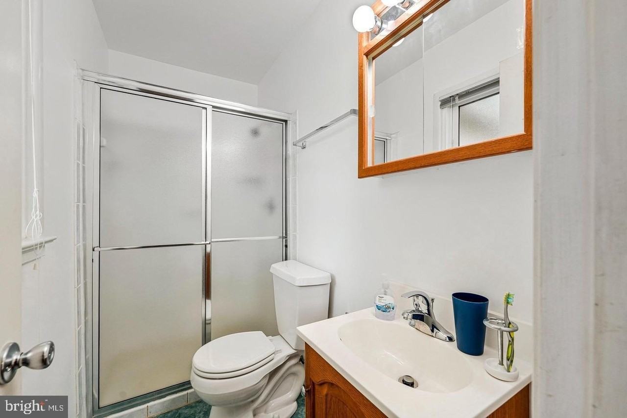 4503 Fillingame Dr - Photo 7 of 9