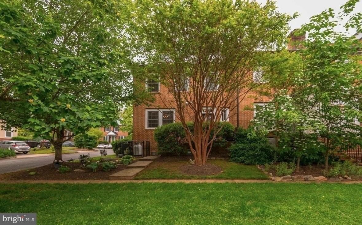 5 Piedmont Dr - Photo 3 of 4