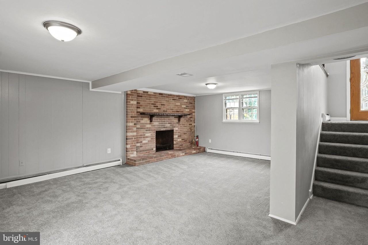 4226 Evergreen Dr - Photo 6 of 25