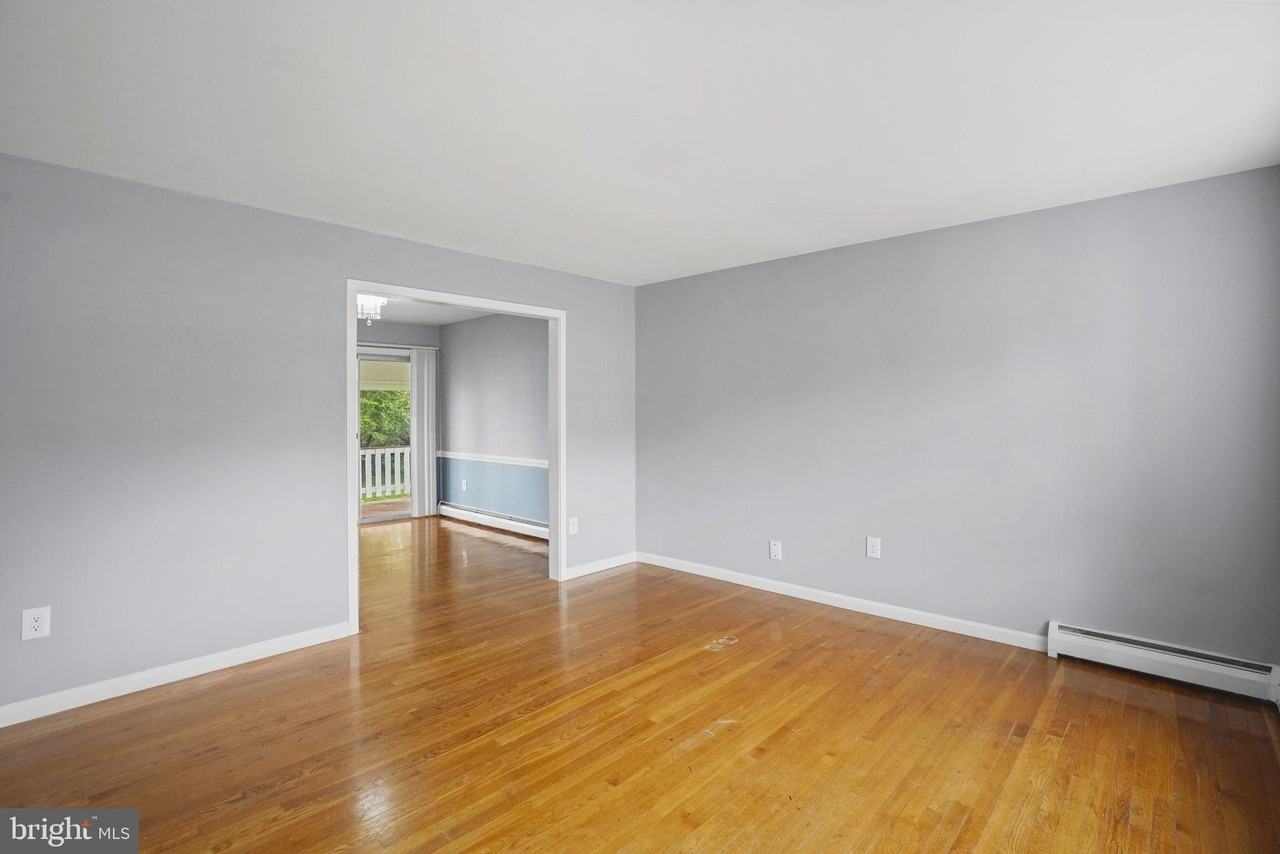 4226 Evergreen Dr - Photo 7 of 25