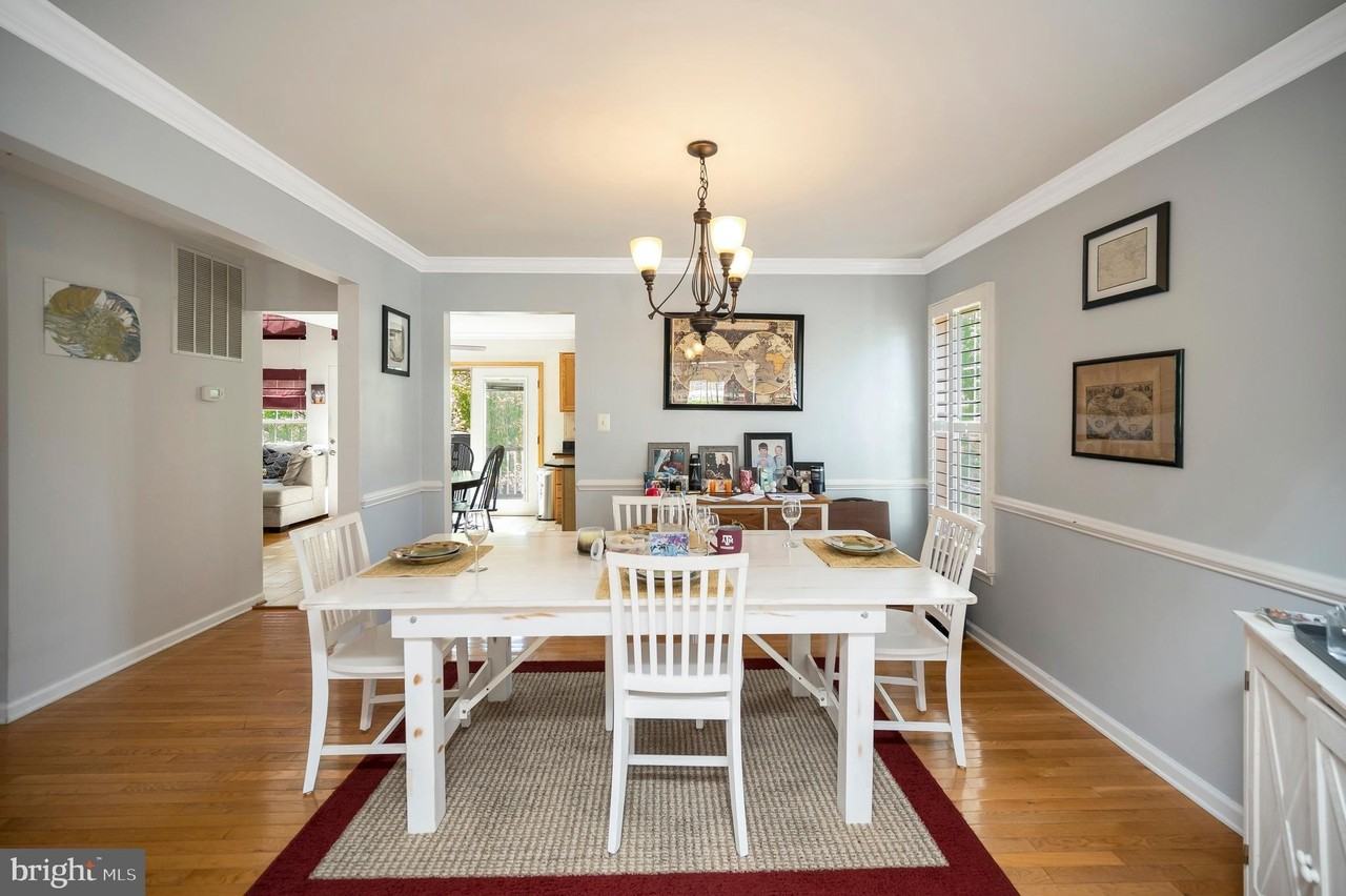 30 Aurelie Dr - Photo 4 of 41