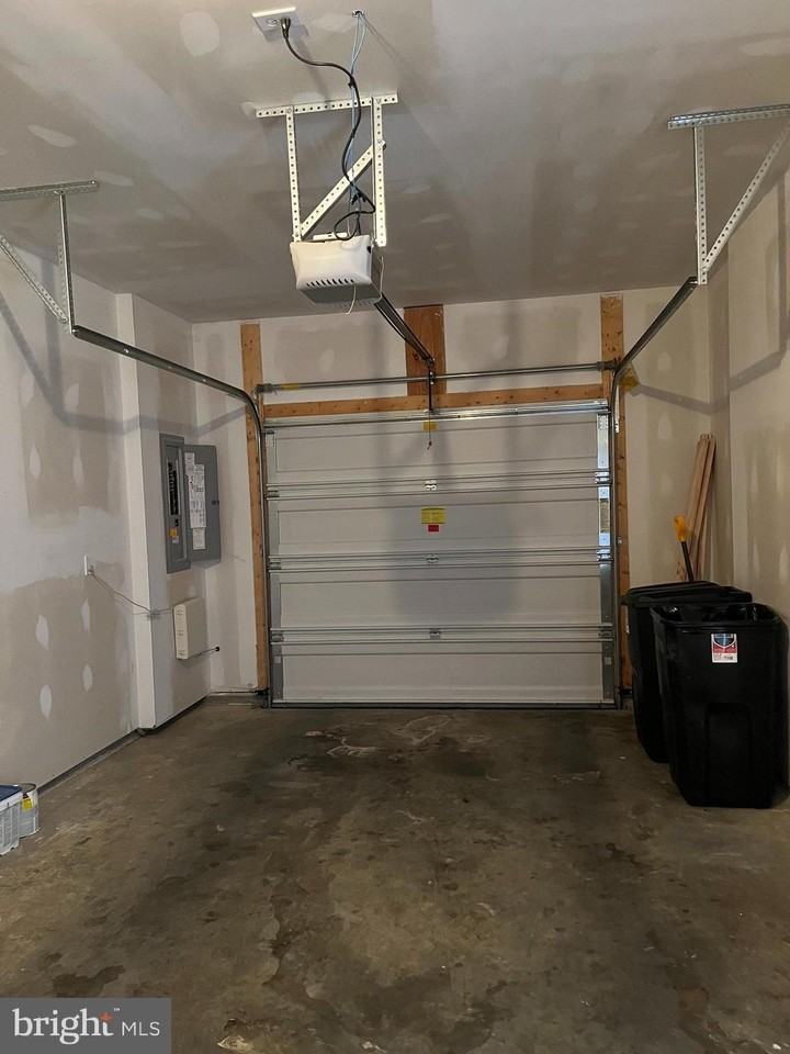 72 Chennault Trl - Photo 4 of 37