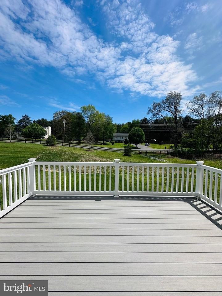 303 Bait Rd - Photo 3 of 20