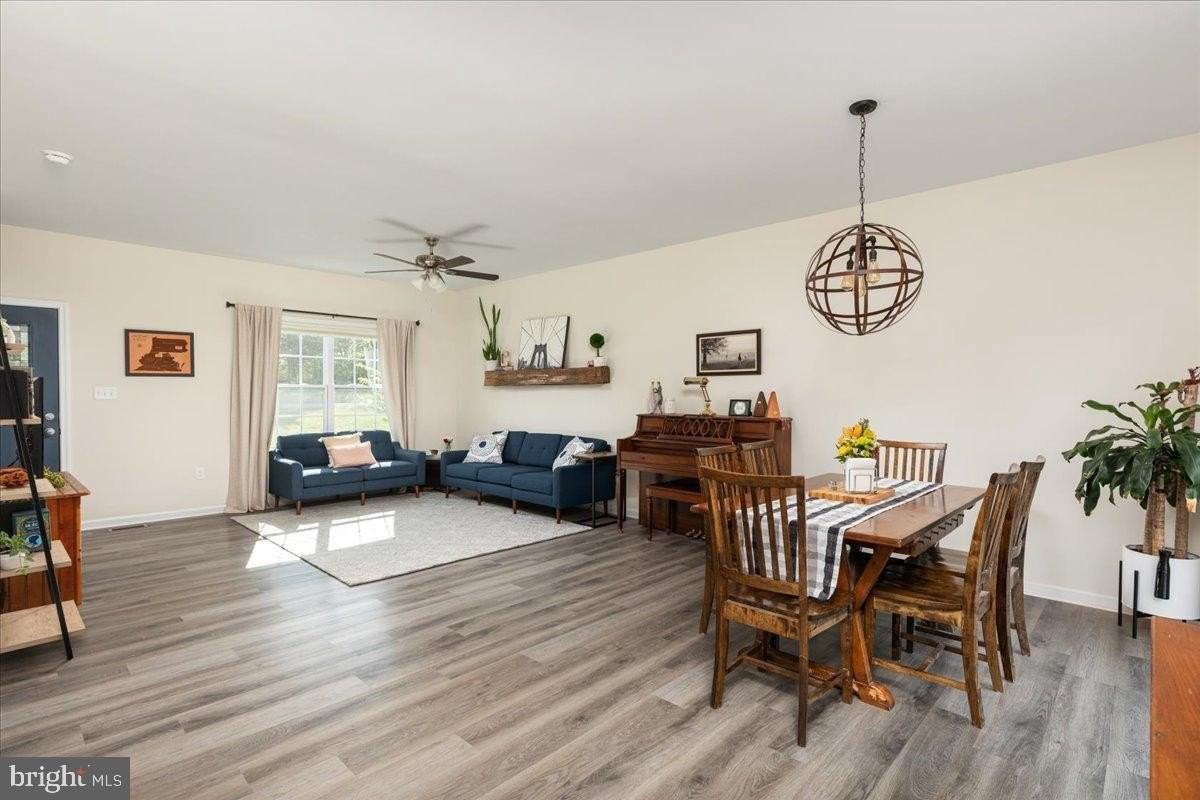 321 Whispering Echos Dr - Photo 6 of 38