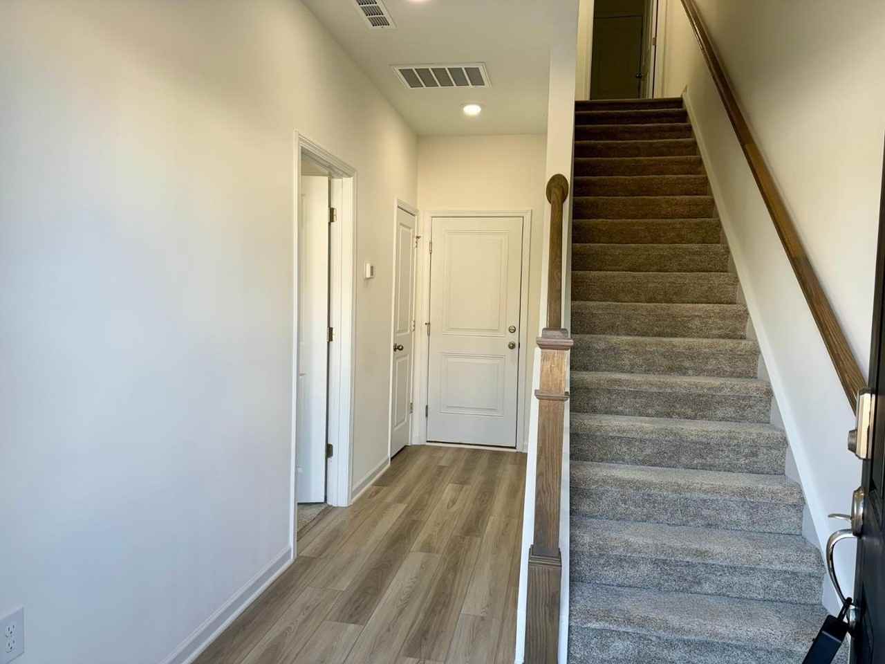 430 Sustainable Way - Photo 4 of 28