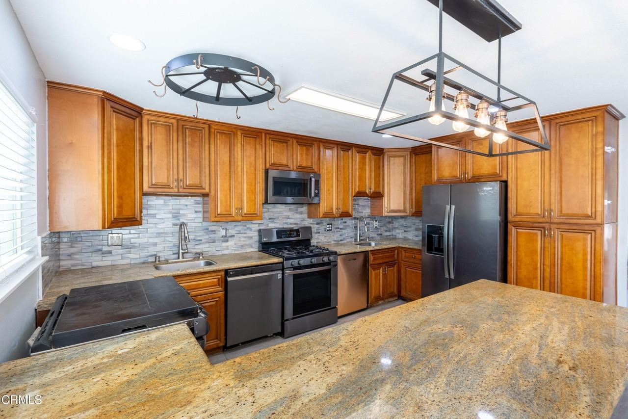 336 Nueve Ct - Photo 7 of 23