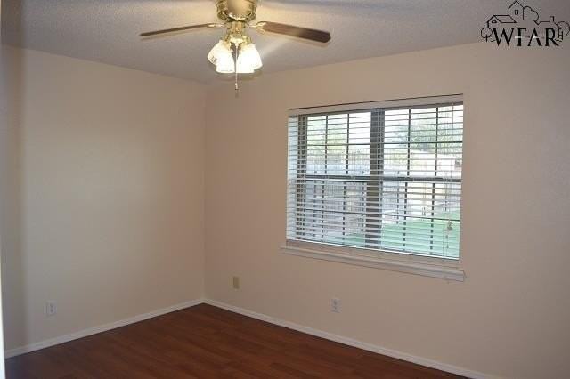 1302 Bluejay St - Photo 6 of 16