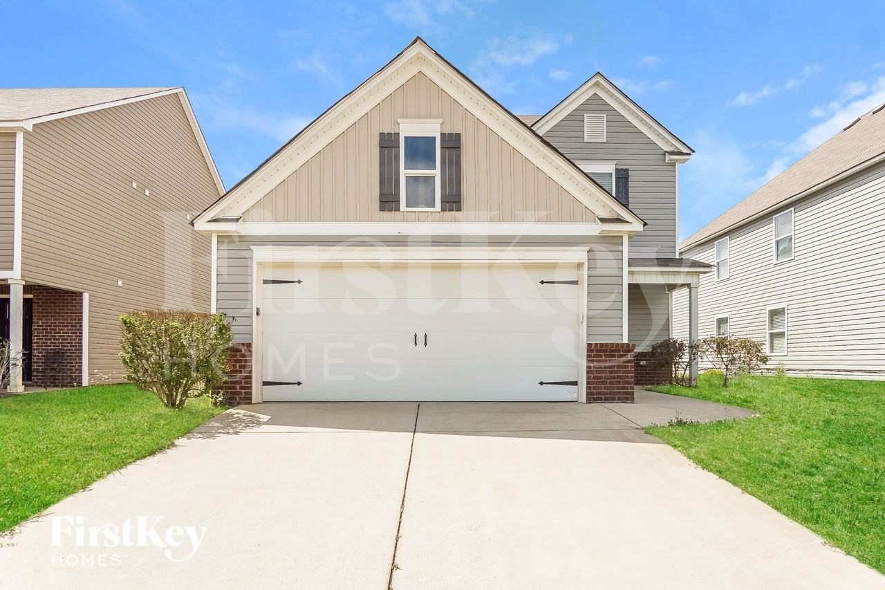 4778 Woodford Cir