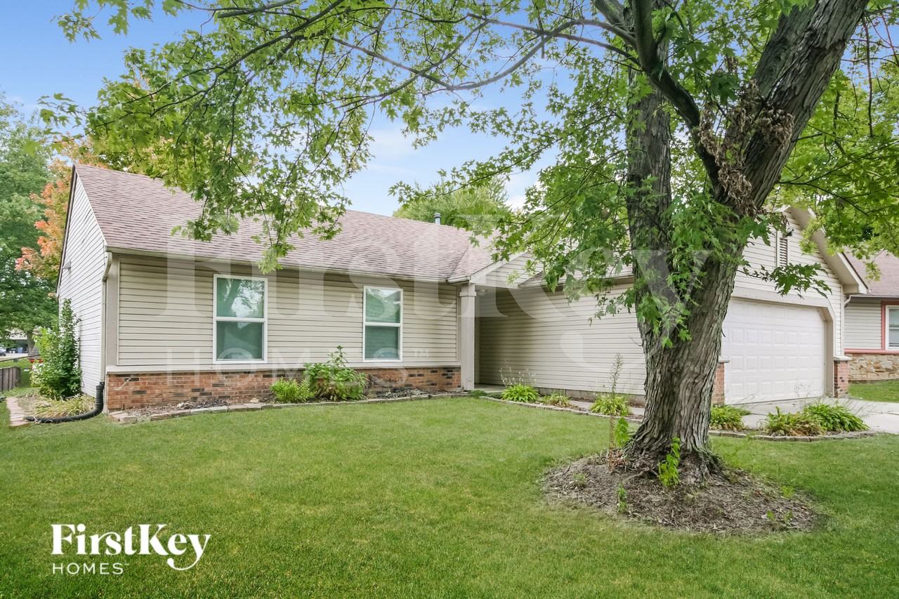 3758 Cardiff Ct - Photo 3 of 16