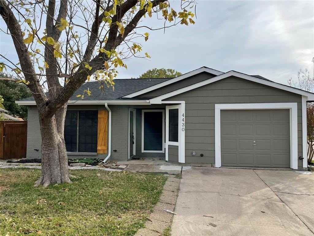 4430 Jenkins St - Photo 2 of 40