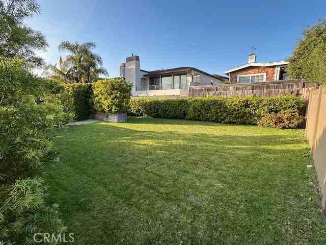 449 Seaward Rd - Photo 4 of 7