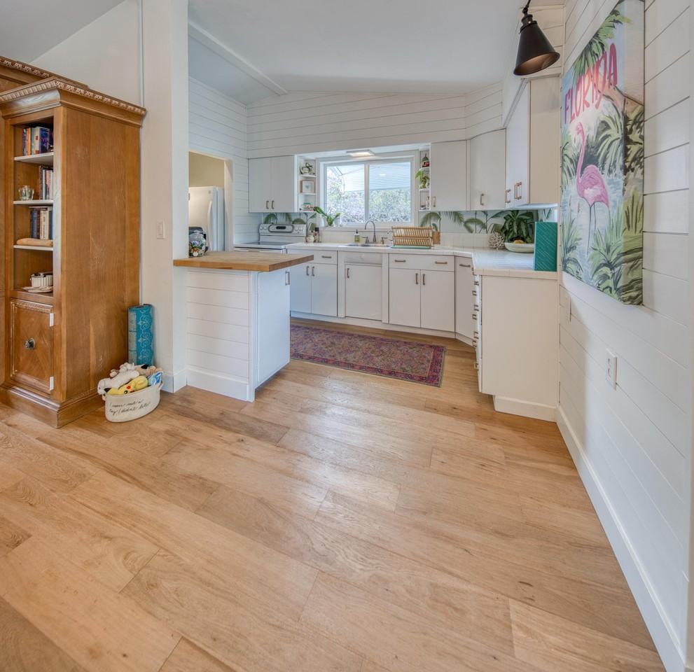 1218 N Ocean Breeze - Photo 7 of 27