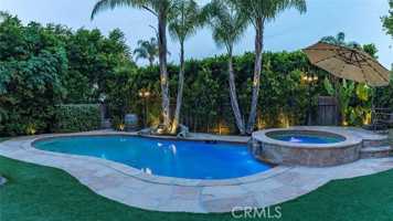 featured image of 15232 Hartsook St