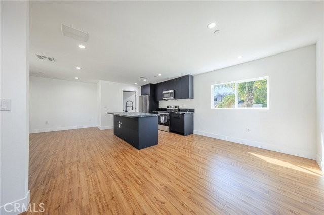 10810 Hesby St #10810 - Photo 7 of 8