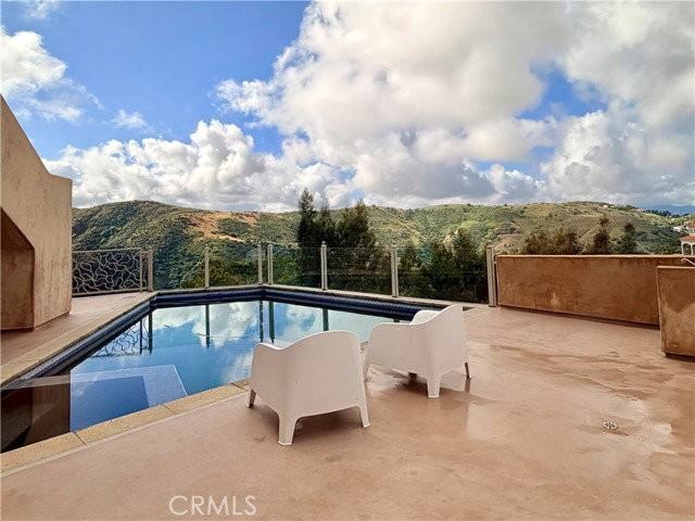 28 Ranchero Rd - Photo 2 of 8