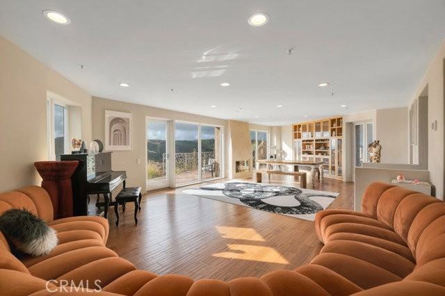 28 Ranchero Rd - Photo 4 of 8