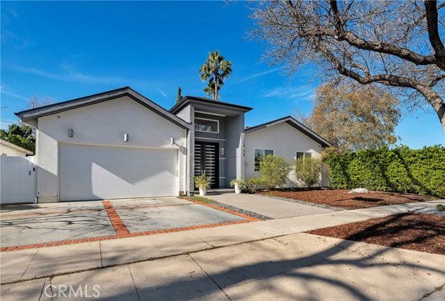 5729 Ostrom Ave - Photo 2 of 8