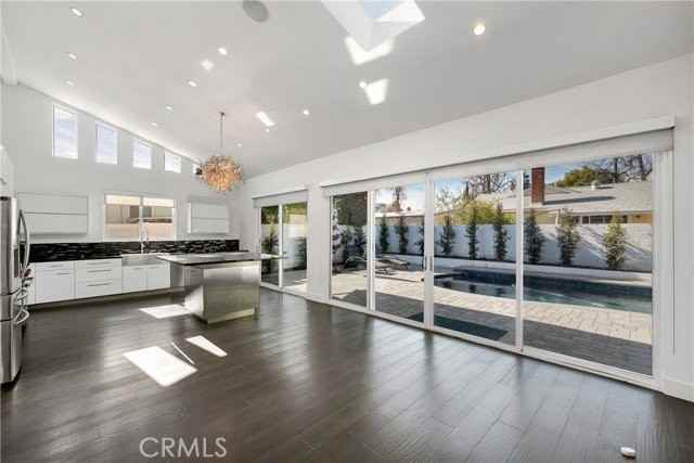 5729 Ostrom Ave - Photo 7 of 8