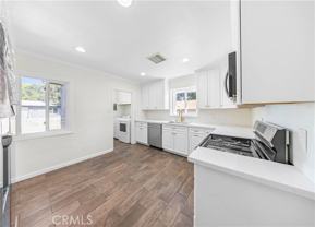 2074 N Summit Ave - Photo 1 of 1